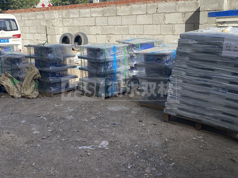 建筑铅芯减隔震支座